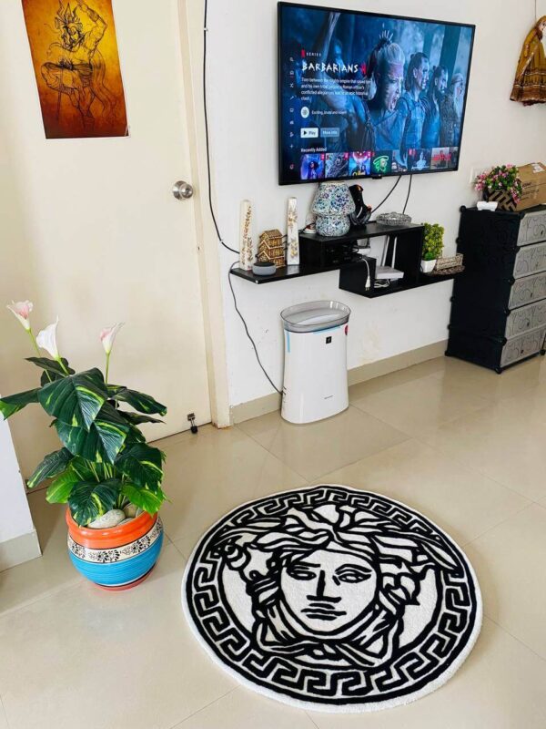 VERSACE WHITEBLACK 1