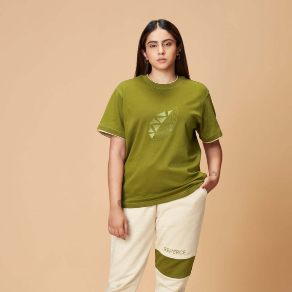 Pine Embroidered Tee 1