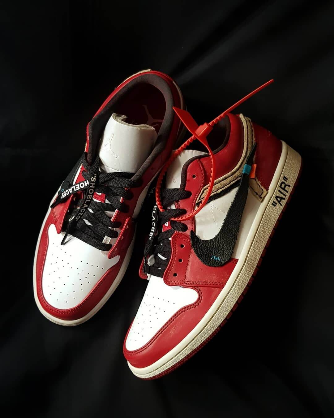 Jordan 1 Low OW Chicago Cultured