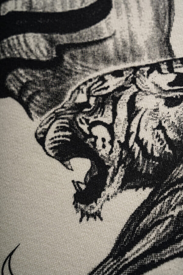 TAT LONG SLEEVE 17 (1)